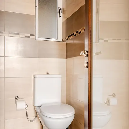 Gzr F31 Private Double Ensuite W Balcony In Malta Séjour chez l'habitant